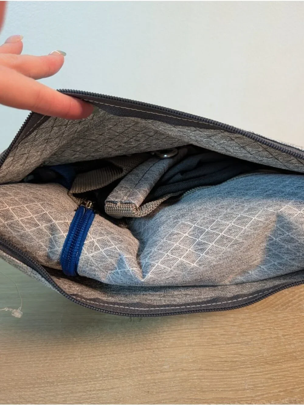 L.L.Bean Adventure Duffle Bag Large Grey Gray Heather Nylon Travel